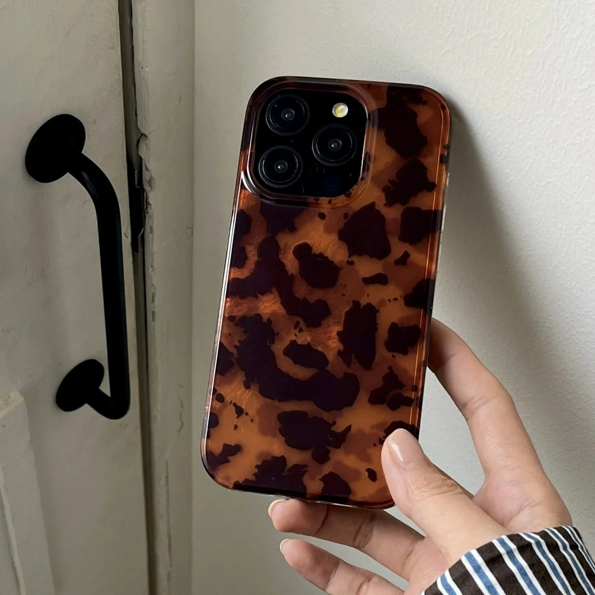 Retro Amber Texture Laser Phon - đánh giá và giá Phone Cases Mous